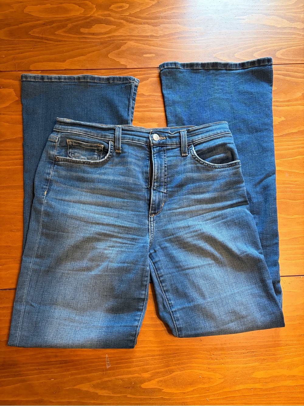 Joe's Jeans Light Blue Denim Cosima Jean size 30